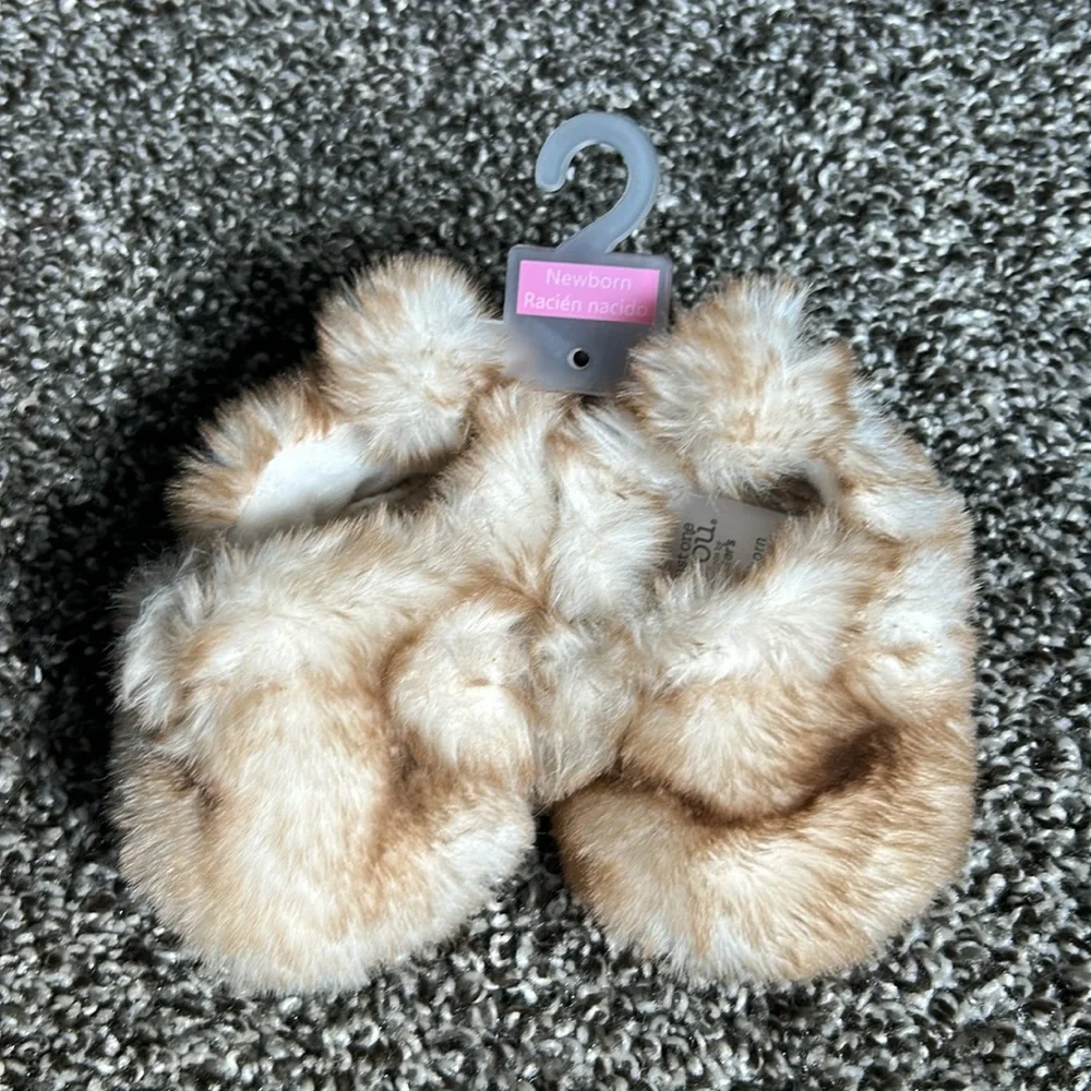 Carter's “Just One You” Bear Faux Fur Baby Booties Size 0